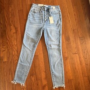NWT-Judy Blue -Light blue Button-Fly , High waist skinny Jeans